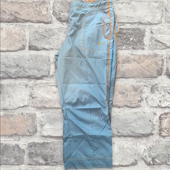 Nike Pants - Nike Vintage Crop Capris NWOT